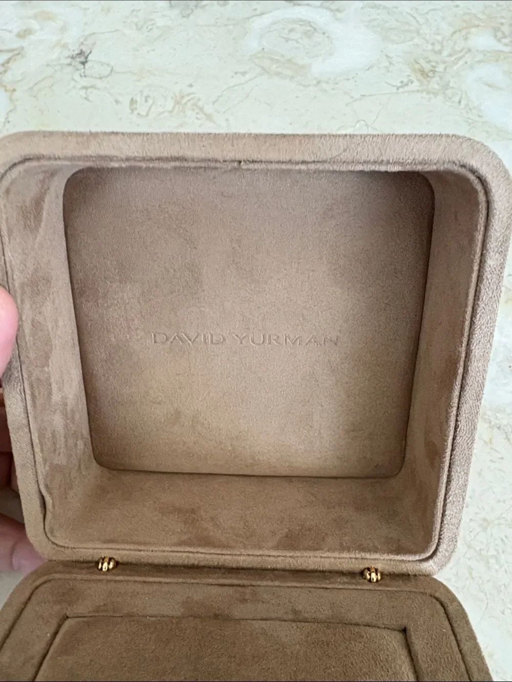 David Yurman Extra Large Leather Ring Box - Picture 4 of 10